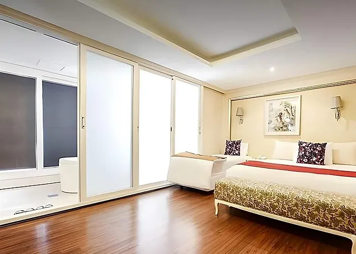 Otel Diamant
