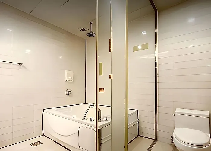 Diamant Hotel 2*